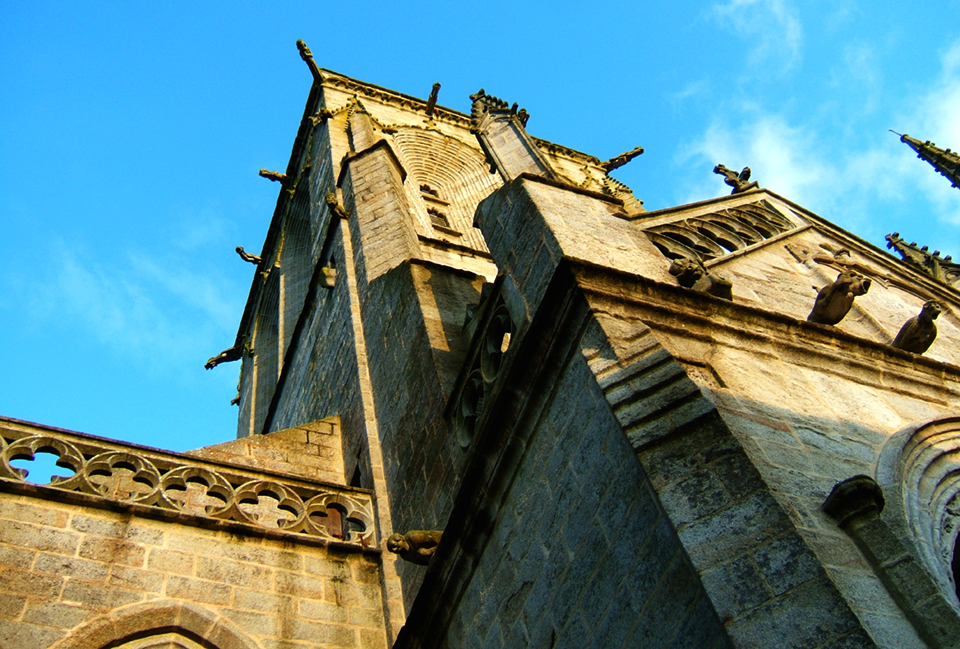 Die Kirche Saint-Ronan in Locoronan